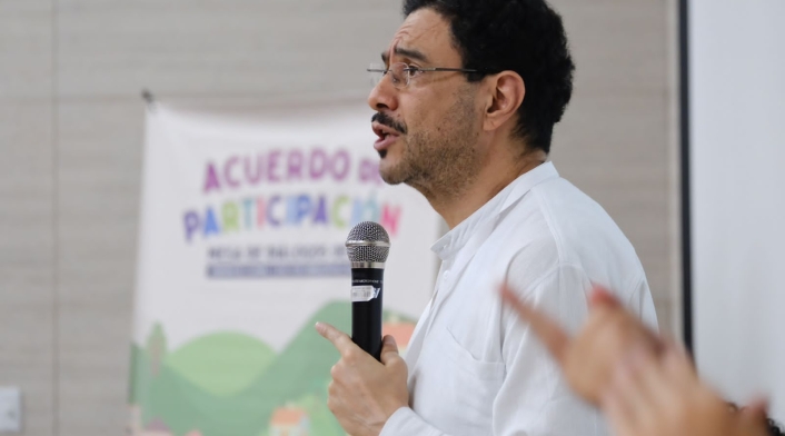 Iván Cepeda retirará proyecto de 'obstrucción a la paz' Iván Cepeda retirará proyecto de 'obstrucción a la paz'