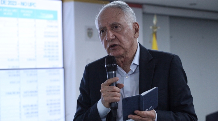 Guillermo Alfonso Jaramillo, Ministro de Salud