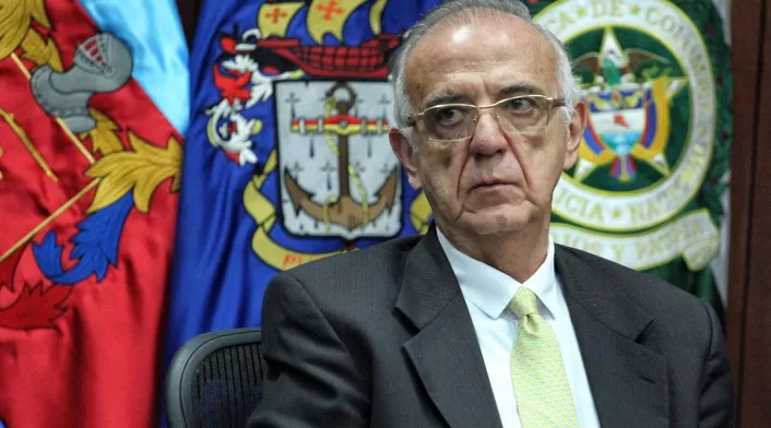 Iván Velásquez, Ministro de Defensa en Comisión Segunda de Senado