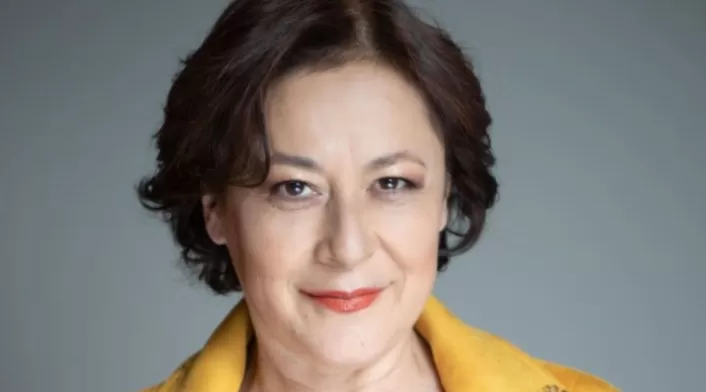 Alina Lozano Alina Lozano