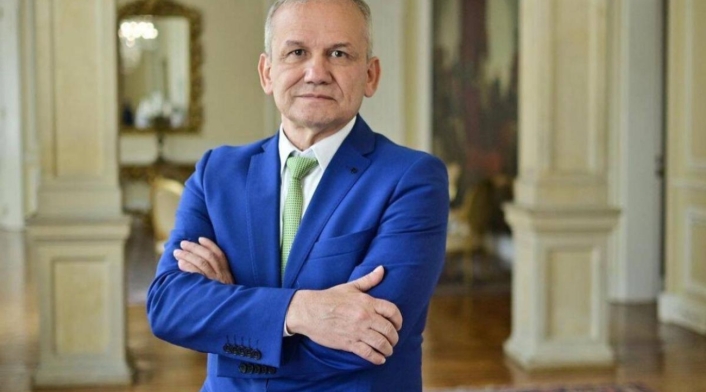 Carlos Ramón González Carlos Ramón González