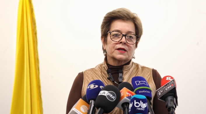 Gloria Inés Ramirez, Ministra del trabajo en rueda de prensa sobre el salario mínimo Gloria Inés Ramirez, Ministra del trabajo en rueda de prensa sobre el salario mínimo