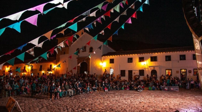 Festival Internacional de Cine en Villa de Leyva Festival Internacional de Cine en Villa de Leyva- Plaza mayor de Villa de Leyva