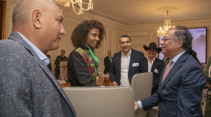 Gobernadores con presidente Gustavo Petro