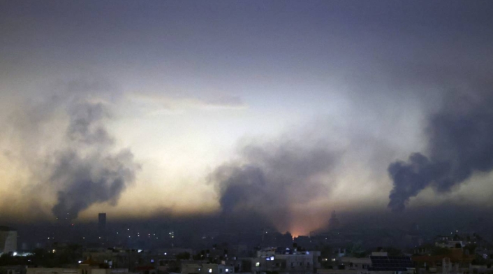 Israel continúa bombardeos en Gaza Israel continúa bombardeos en Gaza