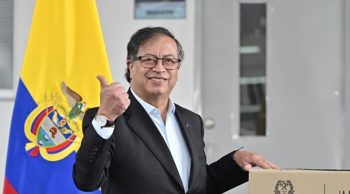 Presidente Gustavo Petro Presidente Gustavo Petro
