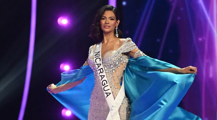 Sheynnis Palacios Sheynnis Palacios durante su coronación en Miss Universo