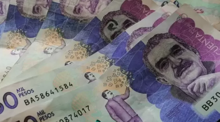 Mucho dinero