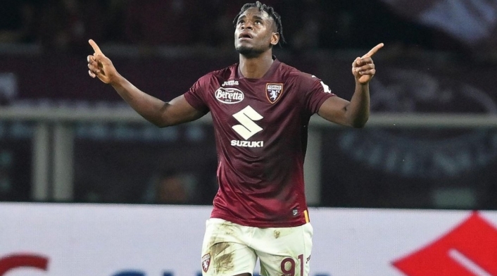 Duván Zapata en el Torino Duván Zapata en el Torino