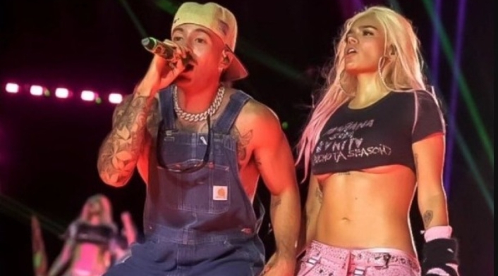 Karol G y Feid en el concierto de la artista paisa