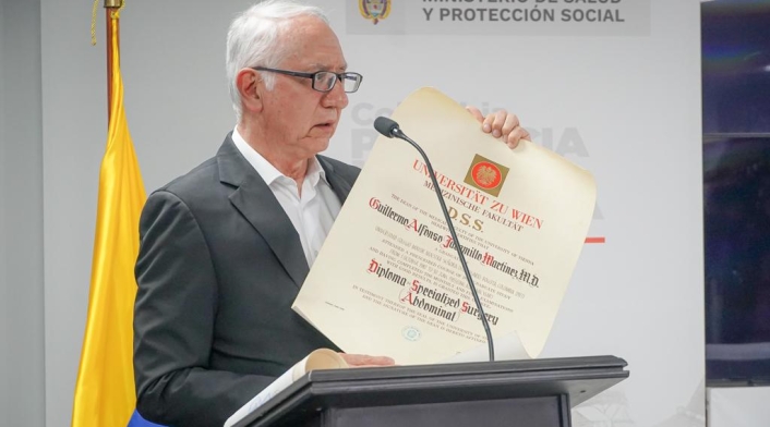 Ministro de Salud Guillermo Alfonso Jaramillo.