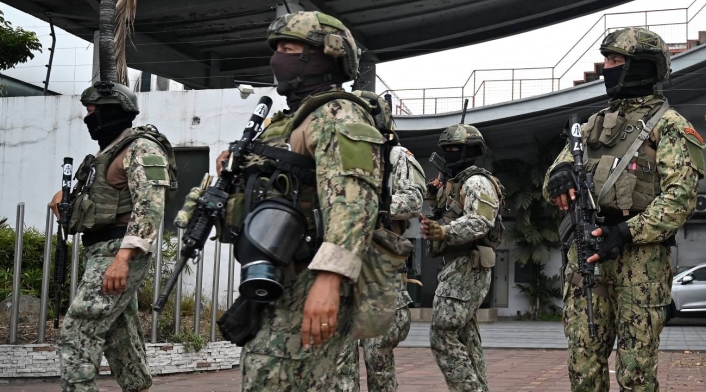 Crisis en Ecuador Crisis en Ecuador