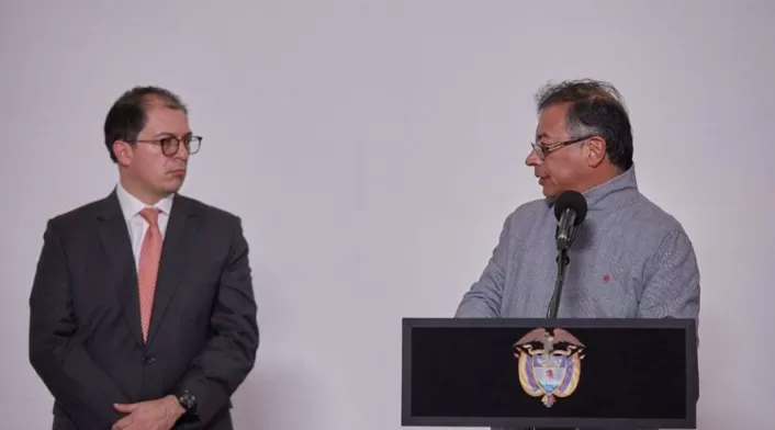 Gustavo Petro y Francisco Barbosa Gustavo Petro y Francisco Barbosa