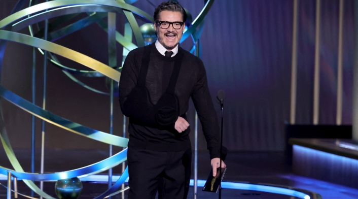 Pedro Pascal Pedro Pascal durante los Emmy 2024
