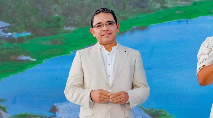Rafael Alejandro Martínez, gobernador del Magdalena Rafael Alejandro Martínez, gobernador del Magdalena