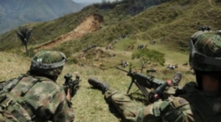 Combates entre disidencias