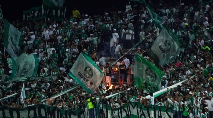 Hinchas del Nacional Hinchas del Nacional