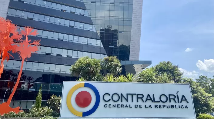 Fachada Contraloría