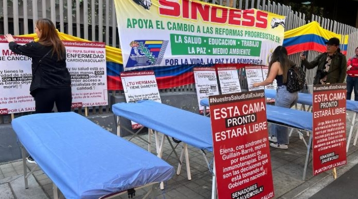 Protesta pacientes contra la reforma a la salud. Protesta pacientes contra la reforma a la salud.