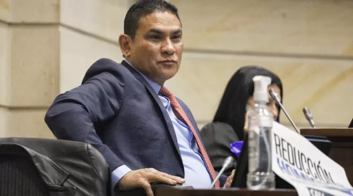 El senador Didier Lobo advierte sobre las graves repercusiones de la prohibición de exportación de carbón a Israel. Crisis social y pérdida de empleos en riesgo. Didier Lobo, Vicepresidente del Senado