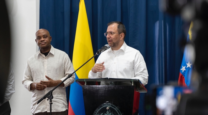 Yvan Gil, canciller venezolano