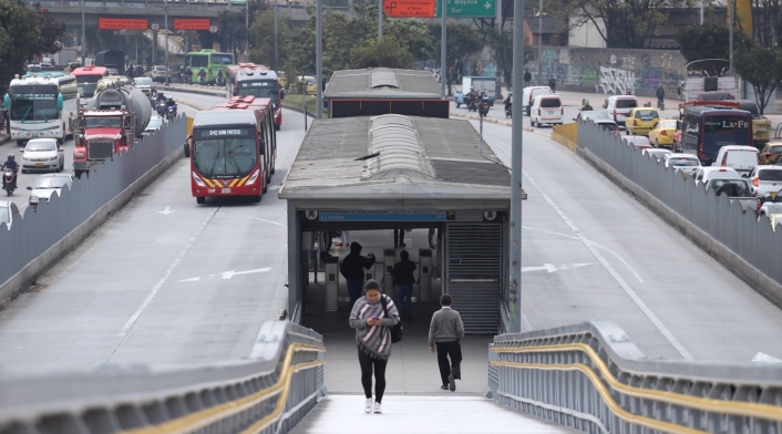 Transmilenio / Estación Transmilenio Transmilenio / Estación Transmilenio