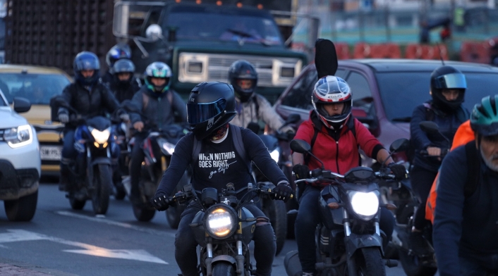Motos / Movilidad en Bogotá / Trancón / Trancones / Carros / Congestión Vehicular Motos / Movilidad en Bogotá / Trancón / Trancones / Carros / Congestión Vehicular