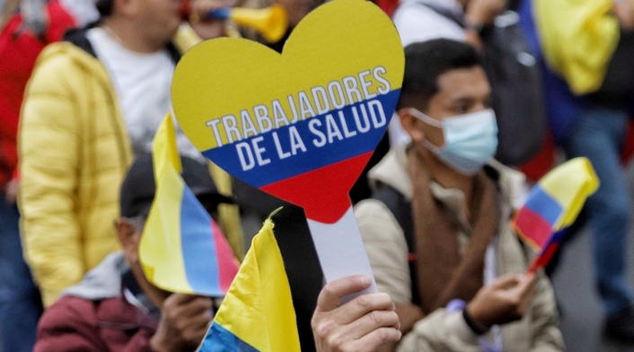 Marchas contra Petro