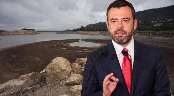 Carlos Fernando Galán hace balance del consumo de agua en Bogotá Carlos Fernando Galán hace balance del consumo de agua en Bogotá