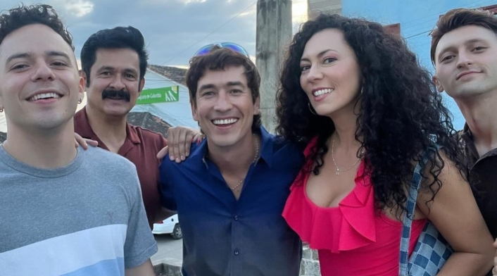 Emoción y nostalgia: "Rigo" se despide de la pantalla con su capítulo final Elenco de 'Rigo'