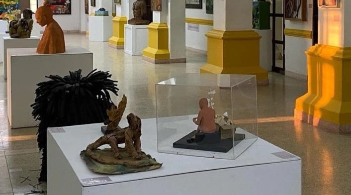VIII Salón BAT de Arte Popular VIII Salón BAT de Arte Popular