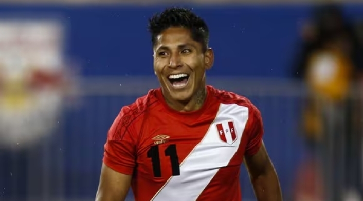 Raúl Ruidíaz Raúl Ruidíaz