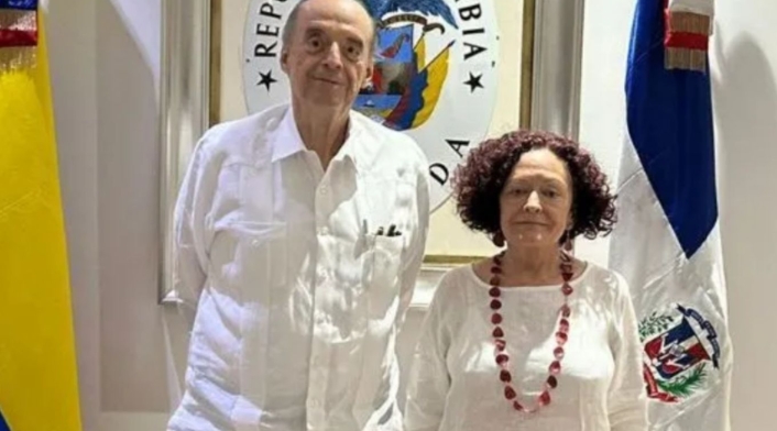 Vilma Velásquez, cónsul de Colombia en Puerto Príncipe Vilma Velásquez, cónsul de Colombia en Puerto Príncipe