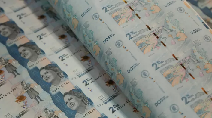 Pesos colombianos