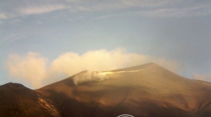 Volcán Puracé a punto de hacer erupción.