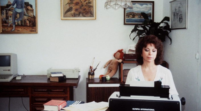 ¿Cómo lucia Isabel Allende Llona cuando publicó su primer libro 'La casa de los Espíritus' ¿Cómo lucia Isabel Allende Llona cuando publicó su primer libro 'La casa de los Espíritus'