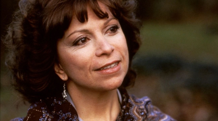 ¿Cómo lucia Isabel Allende Llona cuando publicó su primer libro 'La casa de los Espíritus' ¿Cómo lucia Isabel Allende Llona cuando publicó su primer libro 'La casa de los Espíritus'