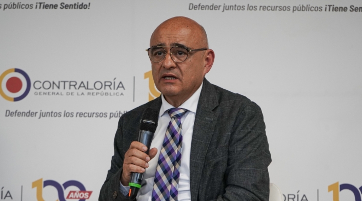 Ismael Peña, rector de la Universidad Nacional Ismael Peña, rector de la Universidad Nacional
