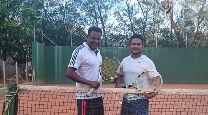 Osmar Pérez recuerda a su amigo Omar Geles Osmar Pérez recuerda a su amigo Omar Geles