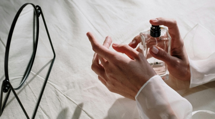 Descubre los perfumes que están arrasando en TikTok Perfumes