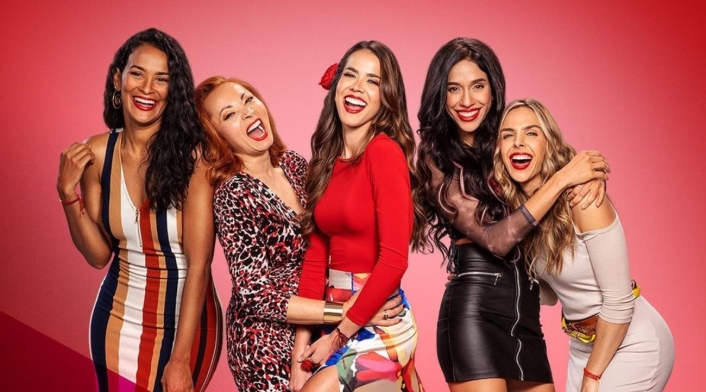 Novia del protagonista de Rigo se une al elenco de la telenovela Rojo Carmesí Elenco femenino Rojo Carmesí