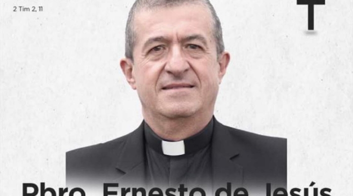 Presbítero Ernesto de Jesús Zapata Palacio