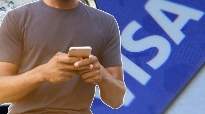 Visa revoluciona el sistema de pago con tecnología 'tap' para convertir todos los teléfonos en datáfonos. Pagar sin contacto es ahora más fácil y seguro. Visa revoluciona el sistema de pago con tecnología 'tap' para convertir todos los teléfonos en datáfonos. Pagar sin contacto es ahora más fácil y seguro.