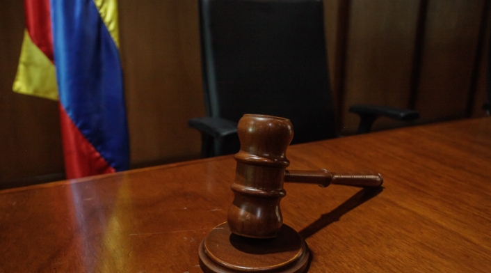 Mazo de juez / mazo de corte / martillo de juez / martillo de corte / Justicia / Fallo Mazo de juez / mazo de corte / martillo de juez / martillo de corte / Justicia / Fallo