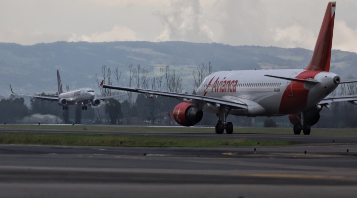 Avianca Usuarios reportan retrasos y cancelaciones en vuelos de Avianca