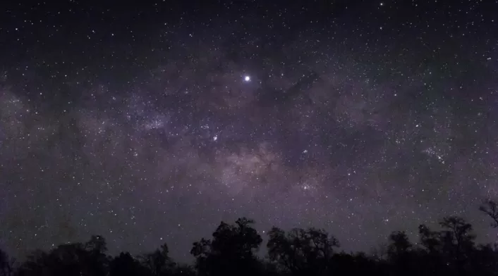 Las estrellas desaparecen misteriosamente en el cielo nocturno Las estrellas desaparecen misteriosamente en el cielo nocturno