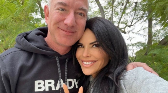 Jeff Bezos y Lauren Sánchez Jeff Bezos y Lauren Sánchez