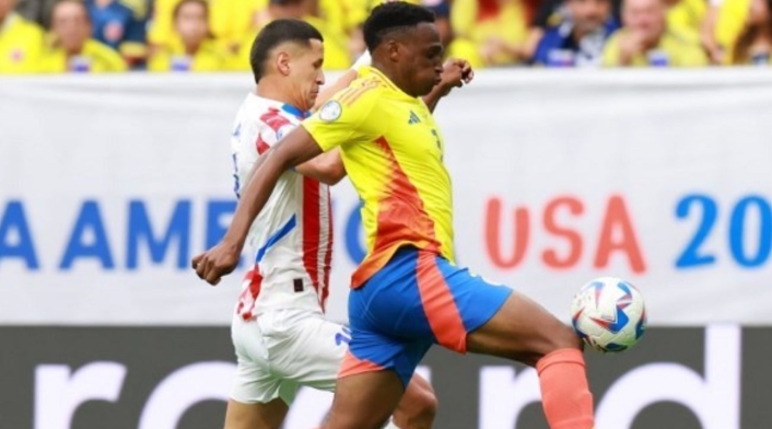 Jhon Lucumí Colombia vs Paraguay Jhon Lucumí Colombia vs Paraguay