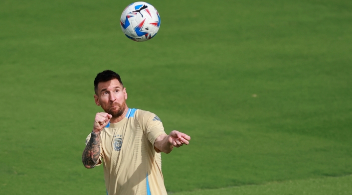 ¿Por qué Messi se niega a hablar en inglés? ¿Por qué Messi se niega a hablar en inglés?