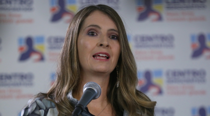 Senadora Paloma Valencia Senadora Paloma Valencia